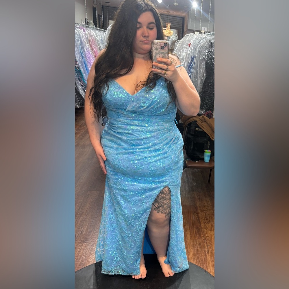 Elegant Blue Evening Gown